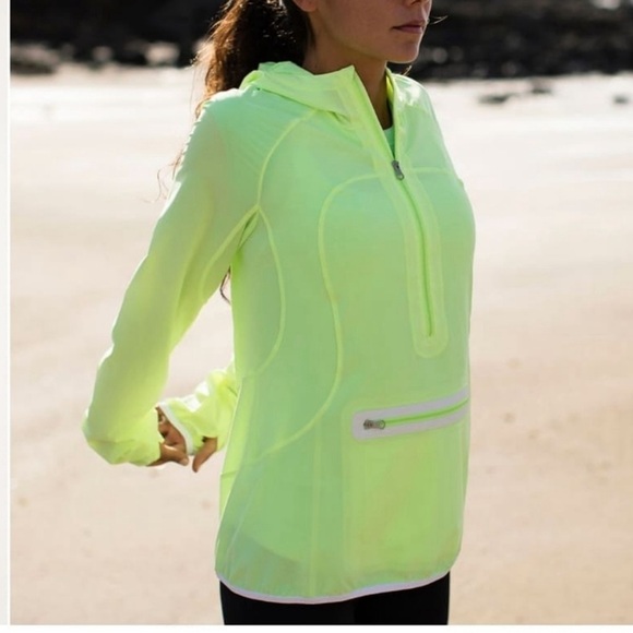 Lululemon Run: Stash & Dash Pullover like new - Picture 2 of 6